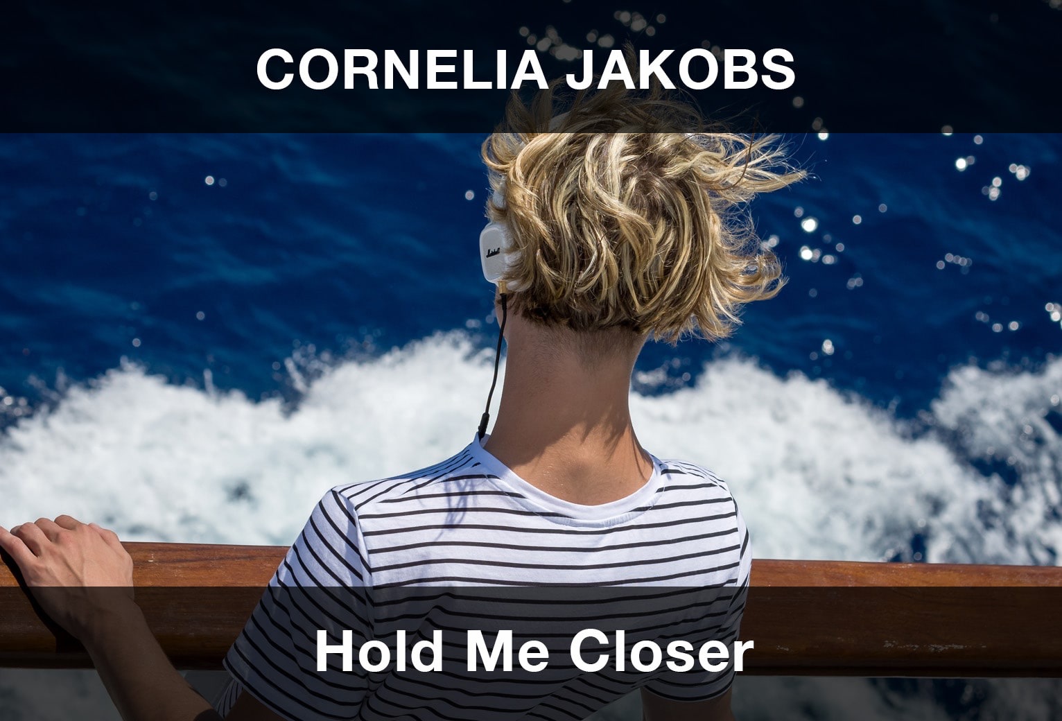 Cornelia Jakobs - Hold Me Closer Şarkı Sözleri Çeviri